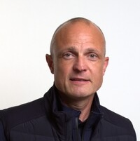 Leon Lau